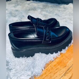 Steve Madden like new. Used a couple of times